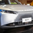 Omoda C7 大马汽车展亮相！纯汽油版本，极可能搭载与 Jaecoo J7 相同的 1.6T + AWD 动力系统，有望今年面市