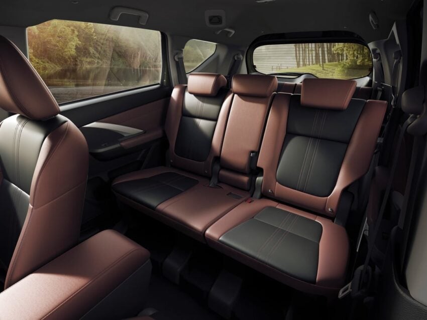 2025 Mitsubishi Xpander 与 Xpander Cross 小改款印尼首发, 终于有6气囊, 全新方向盘, 数位仪表+10寸萤幕主机 296547