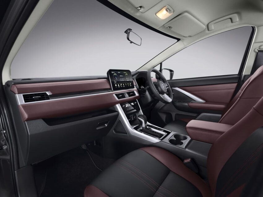 2025 Mitsubishi Xpander 与 Xpander Cross 小改款印尼首发, 终于有6气囊, 全新方向盘, 数位仪表+10寸萤幕主机 296542