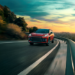 全新六代 2026 Toyota RAV4 全球首发！三种不同外型面貌和多种动力，搭 Toyota Safety Sense 4.0，支持自动变道