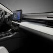 全新六代 2026 Toyota RAV4 全球首发！三种不同外型面貌和多种动力，搭 Toyota Safety Sense 4.0，支持自动变道