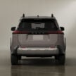 全新六代 2026 Toyota RAV4 全球首发！三种不同外型面貌和多种动力，搭 Toyota Safety Sense 4.0，支持自动变道