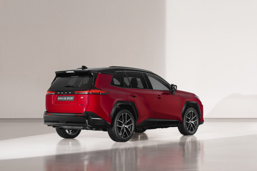 全新六代 2026 Toyota RAV4 全球首发！三种不同外型面貌和多种动力，搭 Toyota Safety Sense 4.0，支持自动变道 296821