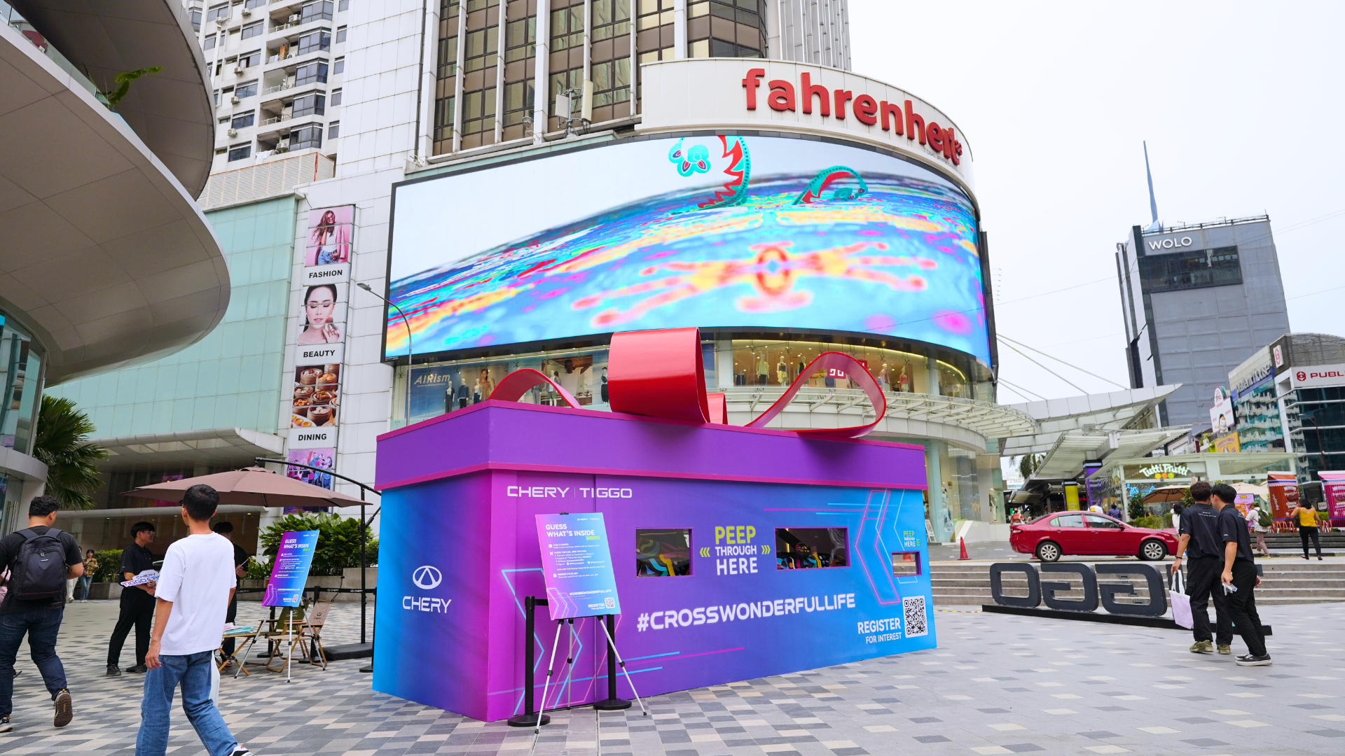 发布在即？神秘 Chery 新车藏于 Starhill 和 Bukit Bintang 购物中心的大盲盒内！正确猜出新车身份即可获得精美礼品