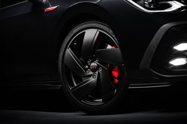 Volkswagen Golf GTI Black Edition 发布, 售价24.6万起