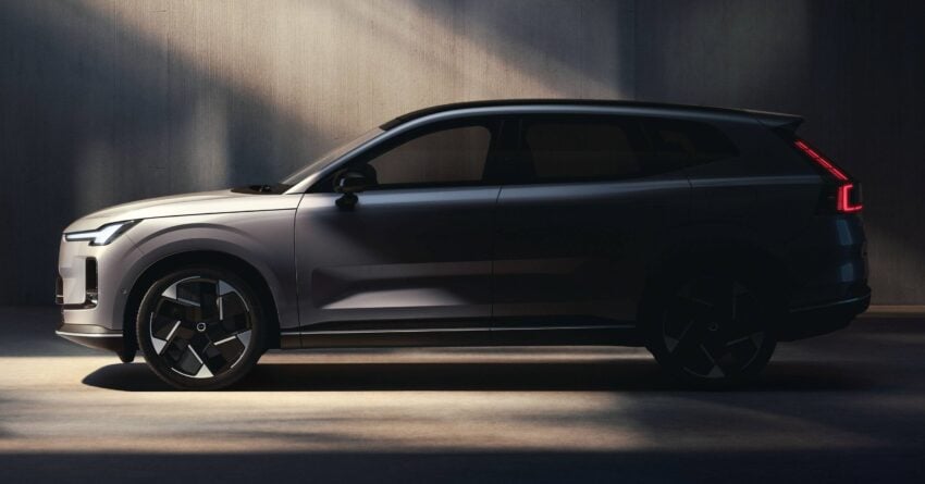 全新 Volvo XC70 官方预告图首发, 定位增程式混合动力 (RE-PHEV) , 有传统内燃式引擎, 纯电续航里程达200公里 295384