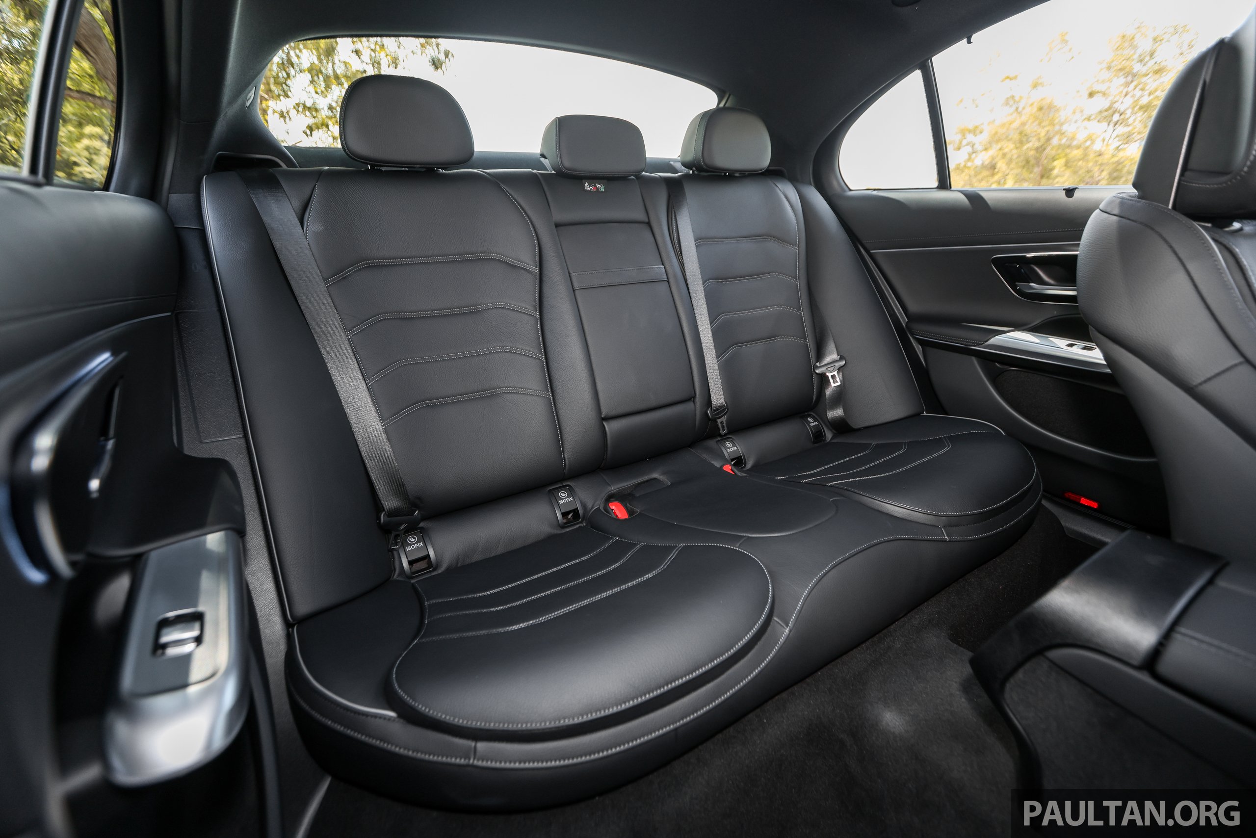 试驾：全新大改款 W214 Mercedes-Benz E 350 e AMG Line！真正焕然“E”新，终于不再是大哥 S-Class 的替身