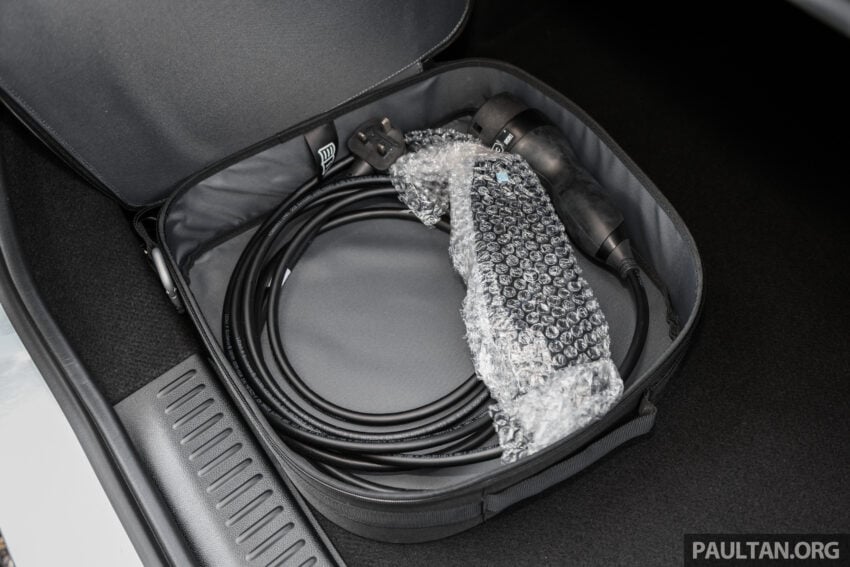 试驾：全新大改款 W214 Mercedes-Benz E 350 e AMG Line！真正焕然“E”新，终于不再是大哥 S-Class 的替身 299215
