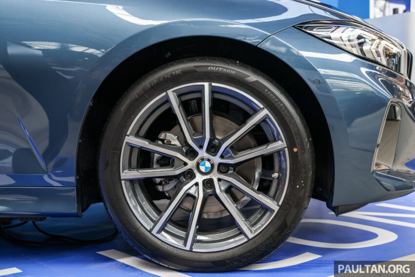 2025 BMW 320i Sport 小升级版官方价格出炉！搭载全速域 ACC 自适应巡航控制、内装小幅调整，售RM265,800起 300066