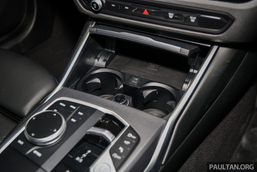 2025 BMW 320i Sport 小升级版官方价格出炉！搭载全速域 ACC 自适应巡航控制、内装小幅调整，售RM265,800起 300087