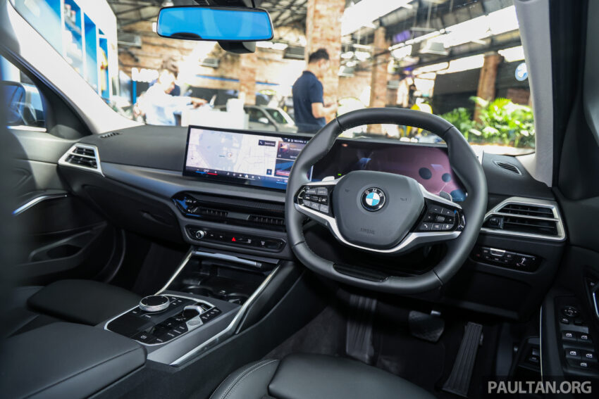 2025 BMW 320i Sport 小升级版官方价格出炉！搭载全速域 ACC 自适应巡航控制、内装小幅调整，售RM265,800起 300092