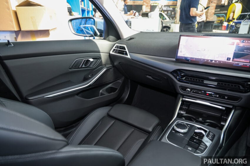 2025 BMW 320i Sport 小升级版官方价格出炉！搭载全速域 ACC 自适应巡航控制、内装小幅调整，售RM265,800起 300094
