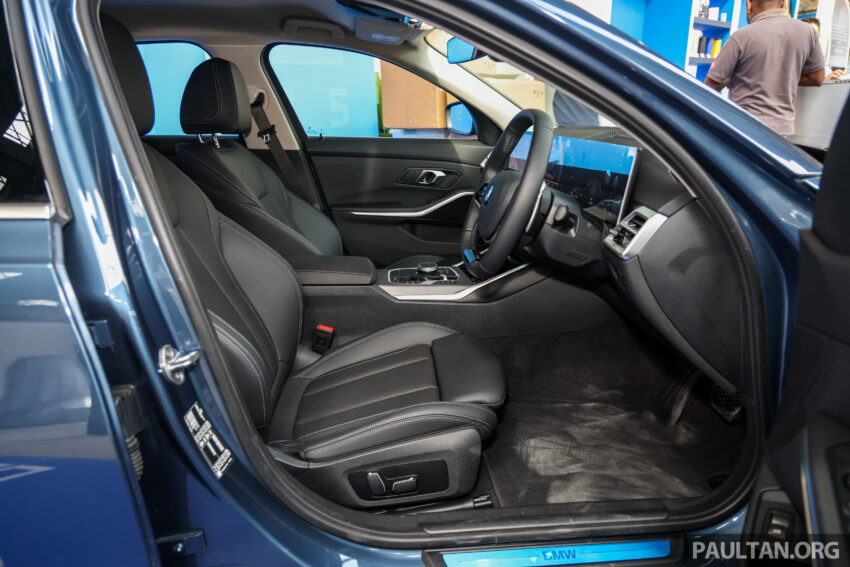 2025 BMW 320i Sport 小升级版官方价格出炉！搭载全速域 ACC 自适应巡航控制、内装小幅调整，售RM265,800起 300098