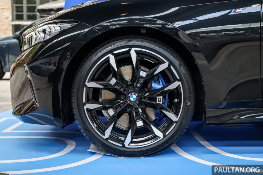 2025 BMW 320i 与 330i 小升级版正式发布, 预估价29万起 298221