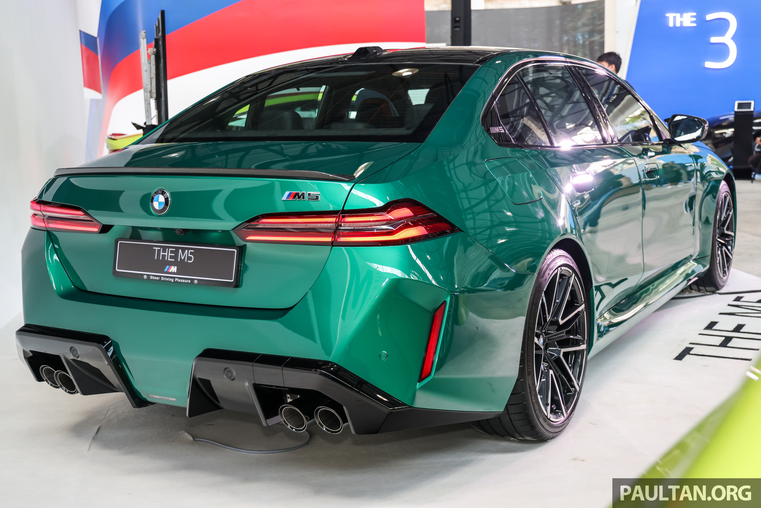 全新七代 G90 BMW M5 本地重磅登场！搭4.4L V8插混系统，最大输出727 PS/1,000 Nm、3.5秒破百！售价119万