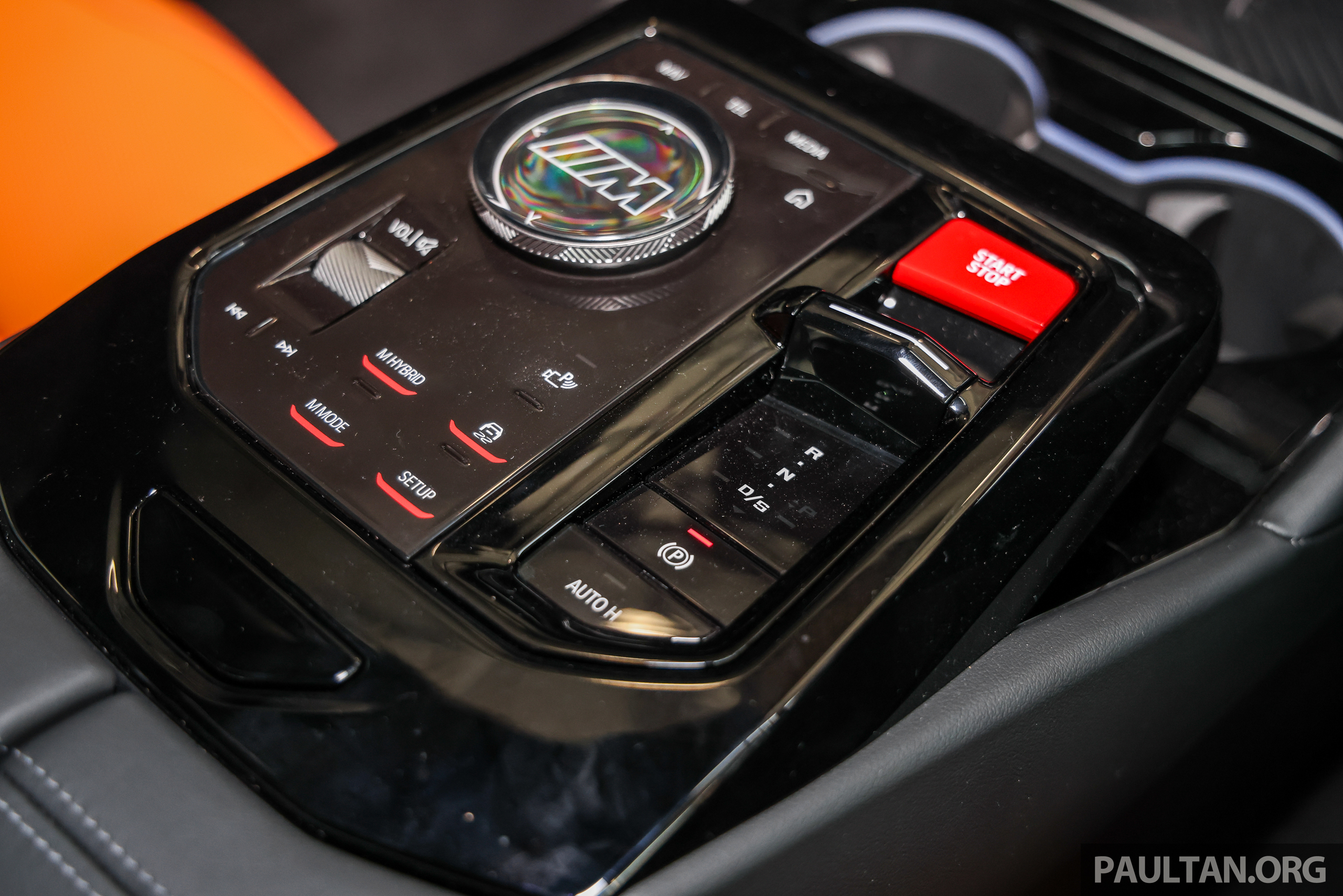 全新七代 G90 BMW M5 本地重磅登场！搭4.4L V8插混系统，最大输出727 PS/1,000 Nm、3.5秒破百！售价119万