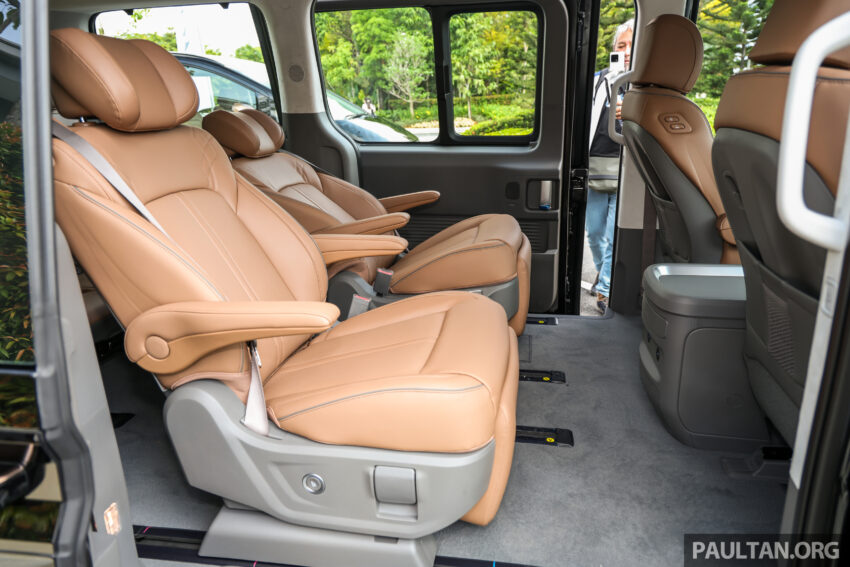 2025 Hyundai Staria 本地预览, 重新引进七人座高端版本, 搭载2.2L四缸柴油涡轮引擎+8AT变速箱, 7月2日正式发布 300009