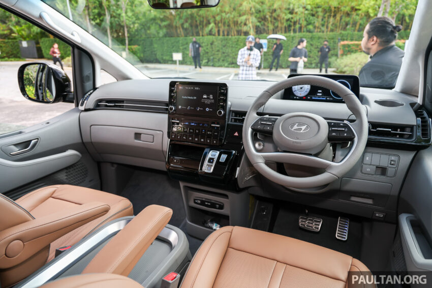 2025 Hyundai Staria 本地预览, 重新引进七人座高端版本, 搭载2.2L四缸柴油涡轮引擎+8AT变速箱, 7月2日正式发布 299998