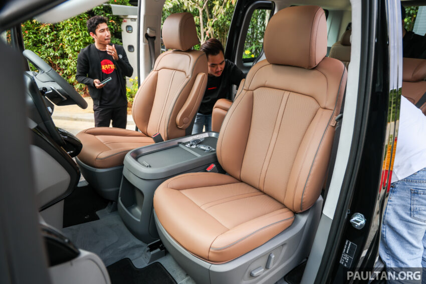 2025 Hyundai Staria 本地预览, 重新引进七人座高端版本, 搭载2.2L四缸柴油涡轮引擎+8AT变速箱, 7月2日正式发布 300004