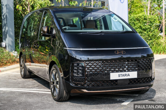 2025 Hyundai Staria 本地预览, 重新引进七人座高端版本, 搭载2.2L四缸柴油涡轮引擎+8AT变速箱, 7月2日正式发布