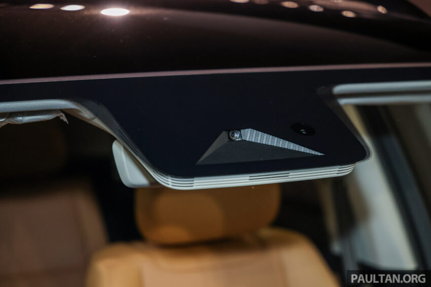 2025 Leapmotor C10 升级版陈列室实拍, 配备加料却同时降价, 如今只需12.5万, 比之前便宜3.4万, 续航里程424公里 298899