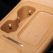 2025 Leapmotor C10 升级版陈列室实拍, 配备加料却同时降价, 如今只需12.5万, 比之前便宜3.4万, 续航里程424公里
