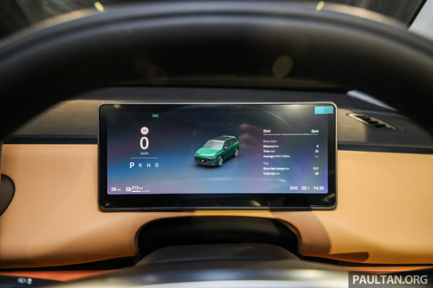 2025 Leapmotor C10 升级版陈列室实拍, 配备加料却同时降价, 如今只需12.5万, 比之前便宜3.4万, 续航里程424公里 298921