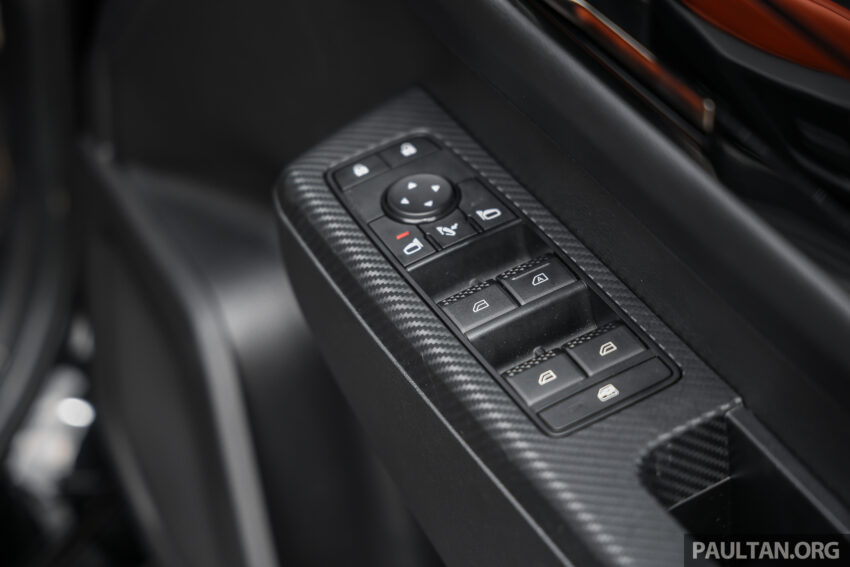 2025 Mitsubishi Triton Athlete 升级版完整实拍图集, 价格下调但配备却更好, 新车价15.99万, 享5年原厂免费保养配套 299872