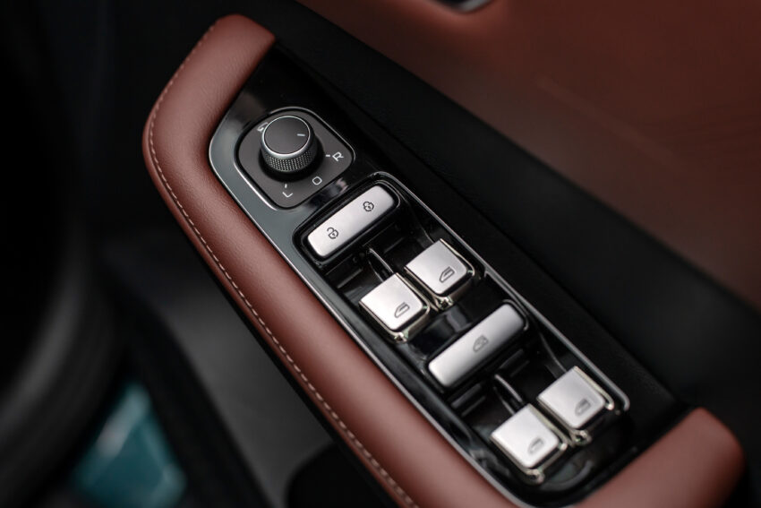2025 Proton X50 小改款完整规格公布, 改搭动力更强1.5L四缸涡轮引擎, 支持无线 Apple CarPlay 与 Android Auto 298745