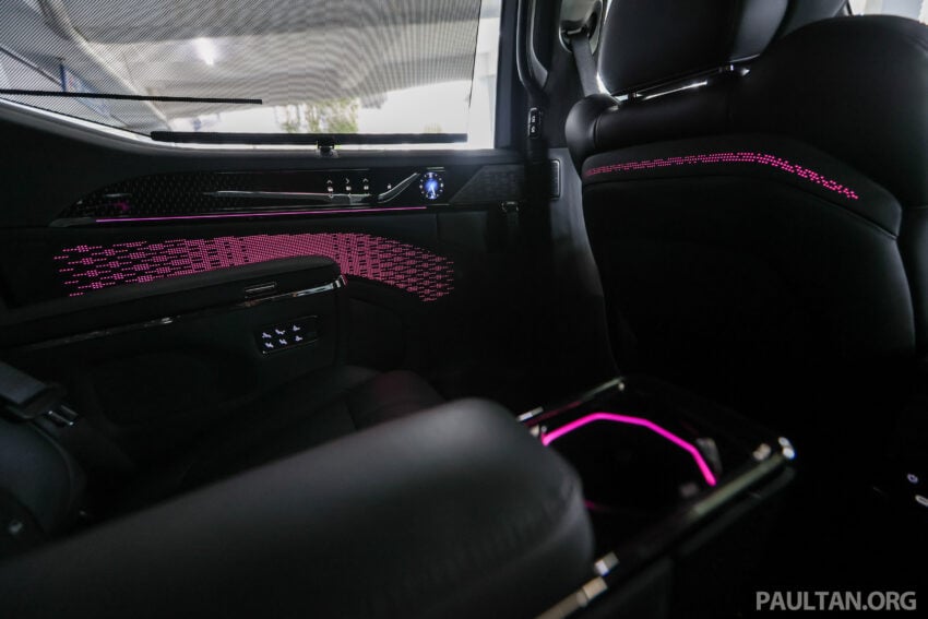 2025 Zeekr 009 Ultra Luxury 纯电动六人座豪华大型MPV完整新车实拍图集, 续航里程可达582公里, 售价36万令吉 299713