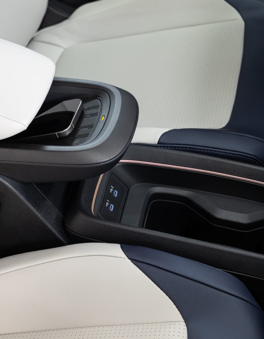 2026 Nissan Leaf 大改款全球首发, 从五门掀背变成SUV, 续航里程最长604公里, 150kW 快充, 35分钟可充电至80% 299257