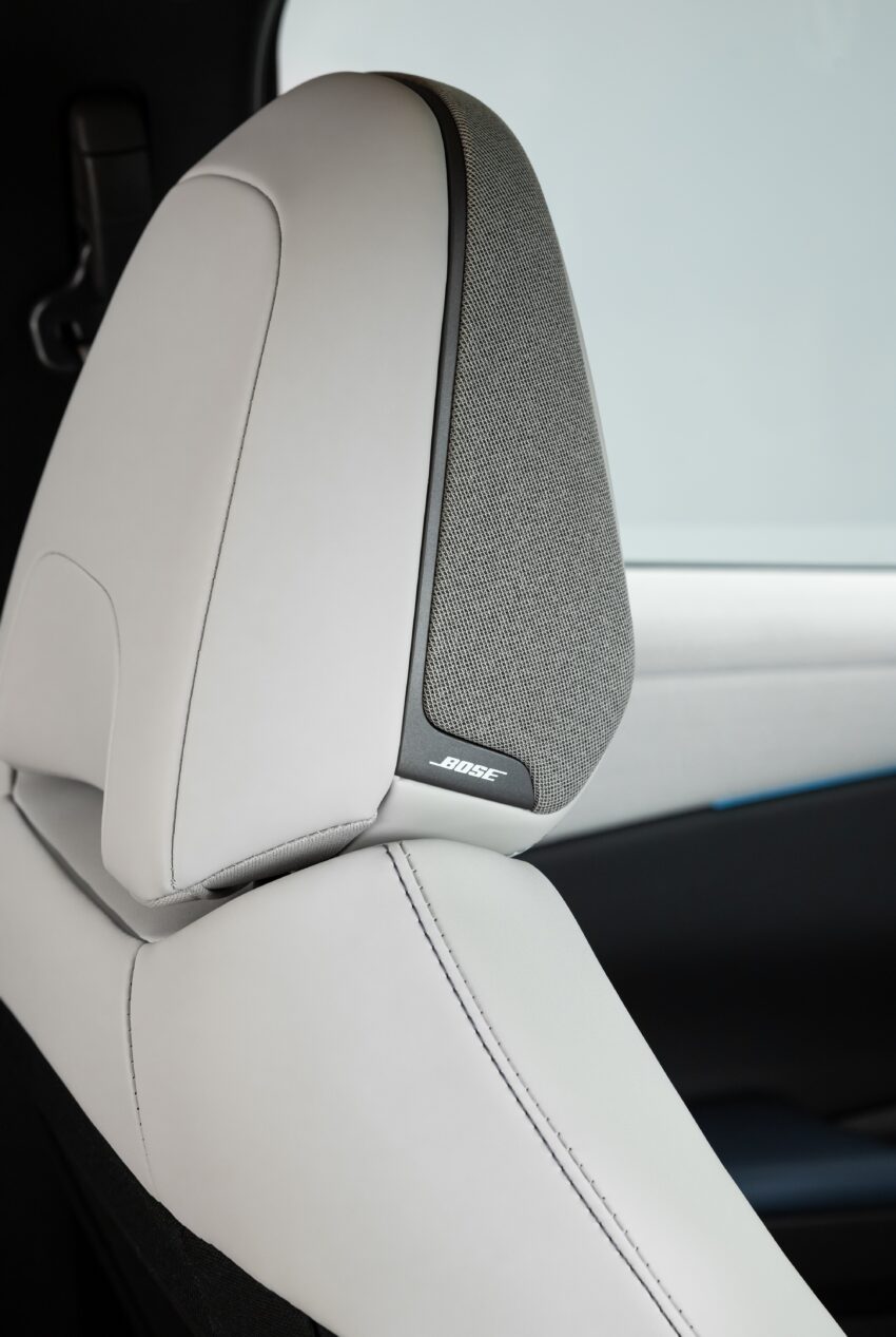 2026 Nissan Leaf 大改款全球首发, 从五门掀背变成SUV, 续航里程最长604公里, 150kW 快充, 35分钟可充电至80% 299259