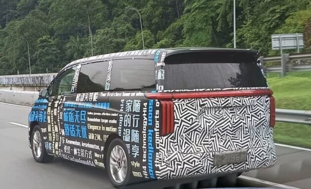 长城 GWM WEY 80 大型豪华油电混动MPV本地路测再次被拍, 内装细节曝光, 预计今年第三季将直接引进小改款车型