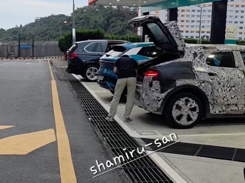 Perodua 首款EV在充电站被捕获, 尺码与 BYD Atto 3 相近 297431