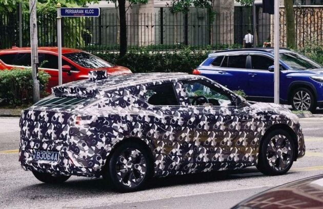 Perodua “QV-E” 路测再被拍, 呈现完整车身轮廓与线条