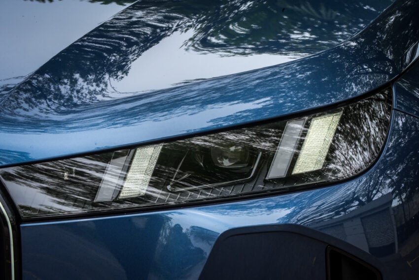 2025 BMW iX 小改款登陆大马, 提供 xDrive45 Sport 与 xDrive60 M Sport Pro, 续航里程达701公里, 售RM426k起 303289