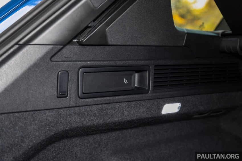 试驾：Volkswagen Touareg R-Line！看似平凡却身怀绝技 301558