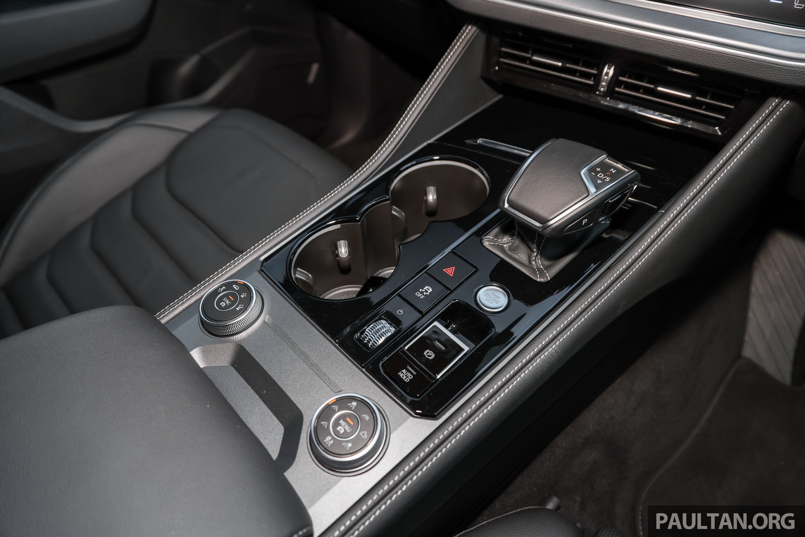 试驾:Volkswagen Touareg R-Line!看似平凡却身怀绝技