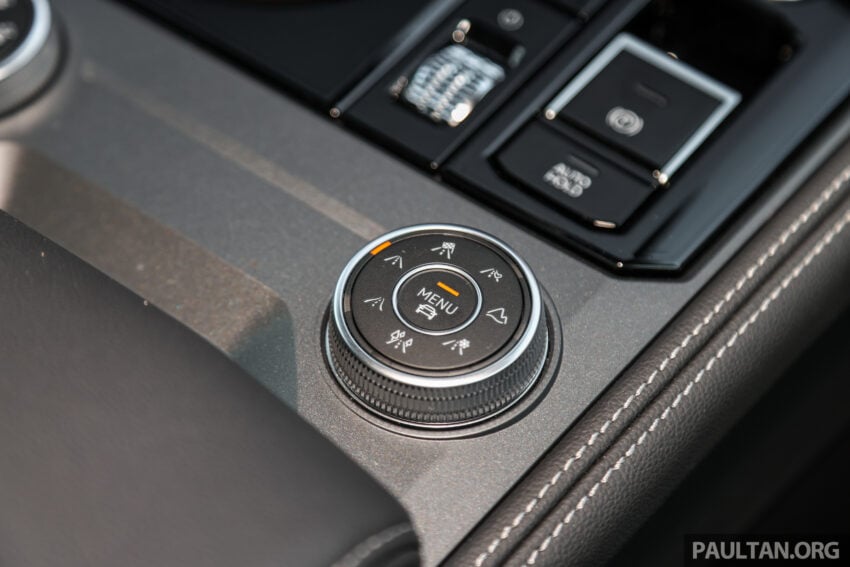 试驾：Volkswagen Touareg R-Line！看似平凡却身怀绝技 301516