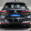 2025 BMW iX 小改款登陆大马, 提供 xDrive45 Sport 与 xDrive60 M Sport Pro, 续航里程达701公里, 售RM426k起