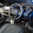 2025 BMW iX 小改款登陆大马, 提供 xDrive45 Sport 与 xDrive60 M Sport Pro, 续航里程达701公里, 售RM426k起