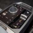 2025 BMW iX 小改款登陆大马, 提供 xDrive45 Sport 与 xDrive60 M Sport Pro, 续航里程达701公里, 售RM426k起