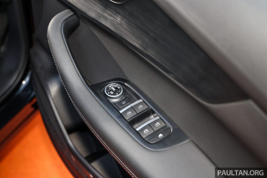 2025 Chery Tiggo Cross 正式发布, 分1.5T涡轮引擎版与1.5 Hybrid CSH油电版, 官方售价RM88,800与RM99,800 301756