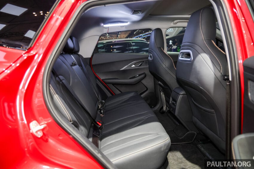 Chery C5 小改款登陆印尼, 我国称为 Omoda 5, 依旧搭载1.5T四缸涡轮引擎+双离合器变速箱, 售价从8.3万令吉起 303701