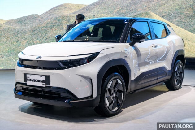 Toyota Urban Cruiser 亮相印尼GIIAS车展, 确认将在当地发布, 有前驱与四驱版, 续航里程可达400公里的纯电动SUV