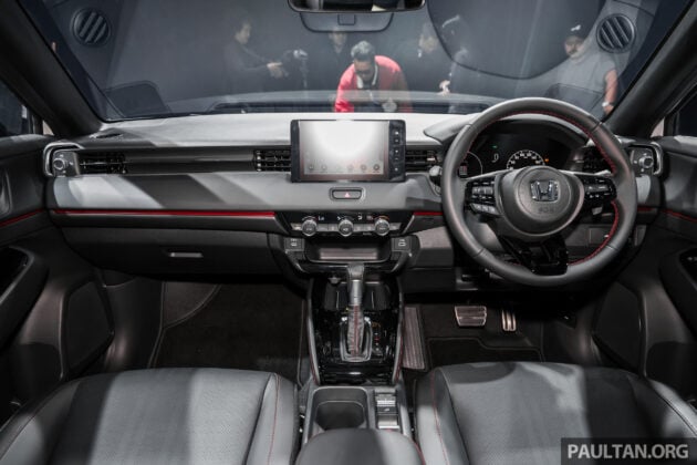2025 Honda HR-V 小改款正式发布, 依旧同时提供1.5 NA, VTEC Turbo 与 e:HEV 油电选择, 售价从RM115,900起