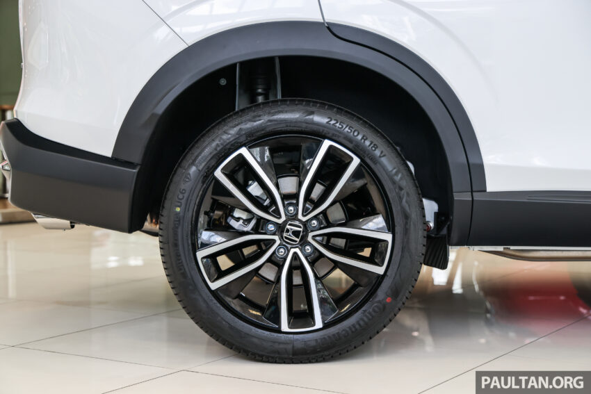 2025 Honda HR-V 1.5 V 小改款完整实拍, 售价13.8万令吉 304050