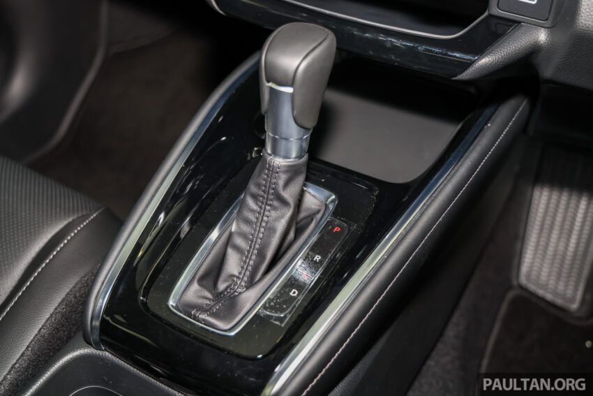 2025 Honda HR-V 1.5 V 小改款完整实拍, 售价13.8万令吉 304078