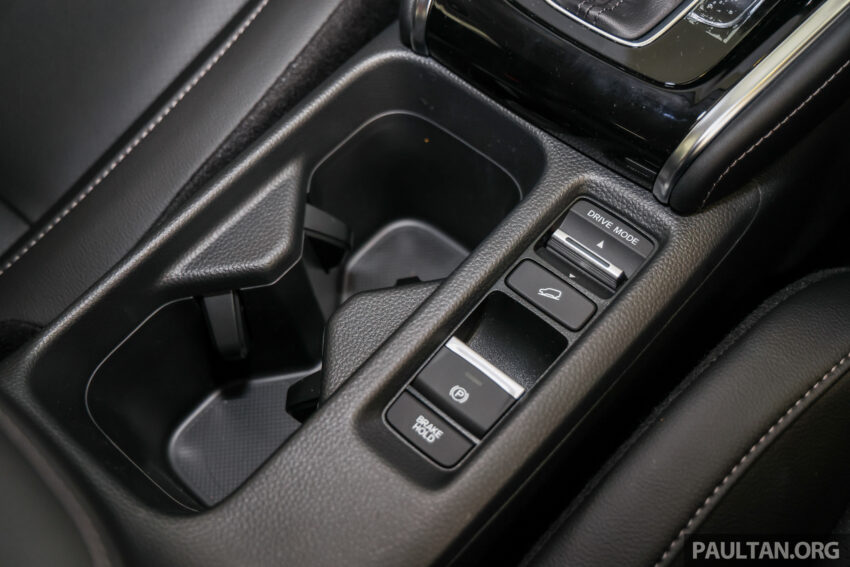 2025 Honda HR-V 1.5 V 小改款完整实拍, 售价13.8万令吉 304079