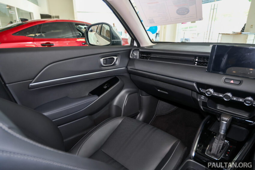 2025 Honda HR-V 1.5 V 小改款完整实拍, 售价13.8万令吉 304086